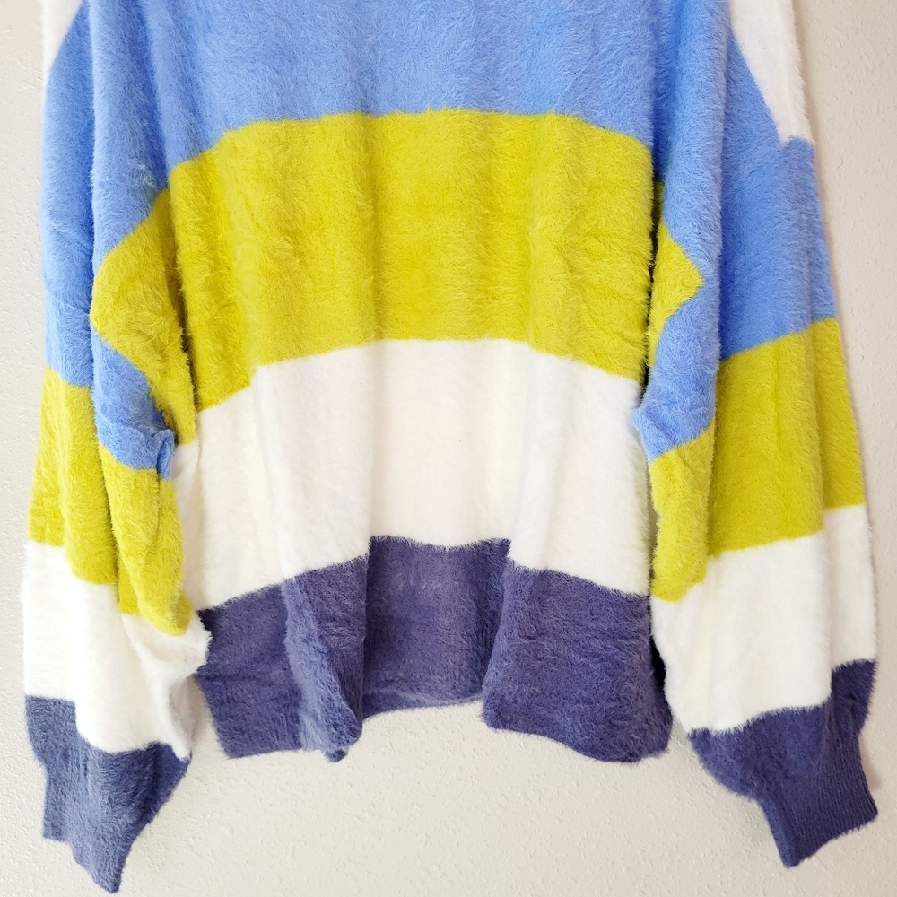 New Aerie Multicolor Stripe Soft Fuzzy Flurry Cre… - image 3